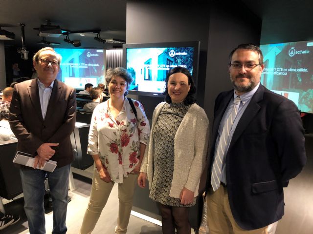 Fomento participa en una jornada sobre la construcción de edificios de consumo energético reducido - 1, Foto 1