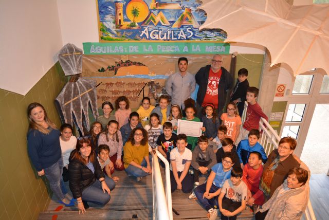 El colegio Las Lomas se convierte en el campeón del concurso de murales La pesca artesanal en Águilas - 2, Foto 2