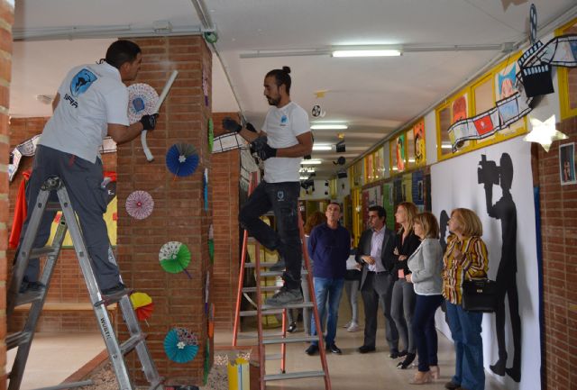 El Ayuntamiento de Las Torres de Cotillas inicia la mejora en la instalación eléctrica del colegio 'Vista Alegre' - 1, Foto 1