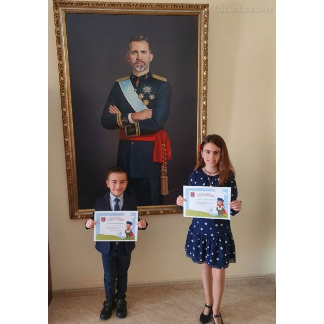 La Guardia Real envía a los niños los diplomas de superhéroes por estar en casa, Foto 2