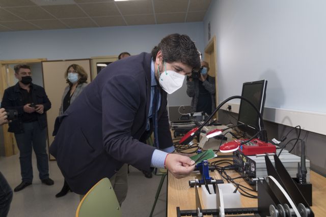 López Miras garantiza que las familias podrán seguir eligiendo el centro donde quieren matricular a sus hijos - 2, Foto 2