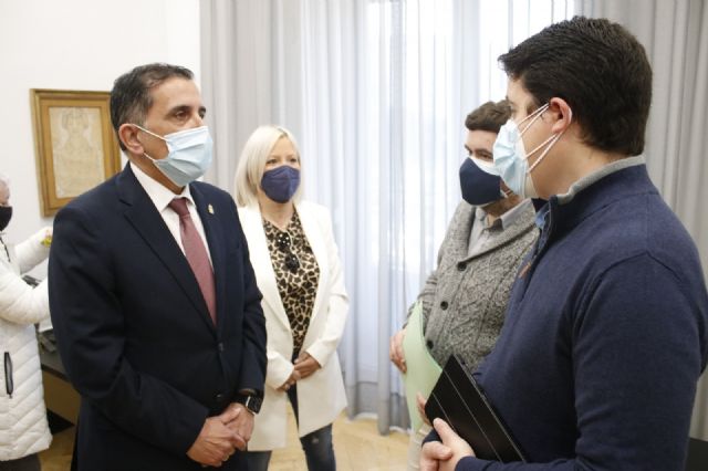 Huermur entrega al alcalde de Murcia una batería de 40 medidas de choque para el gobierno municipal - 3, Foto 3