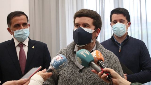 Huermur entrega al alcalde de Murcia una batería de 40 medidas de choque para el gobierno municipal - 5, Foto 5