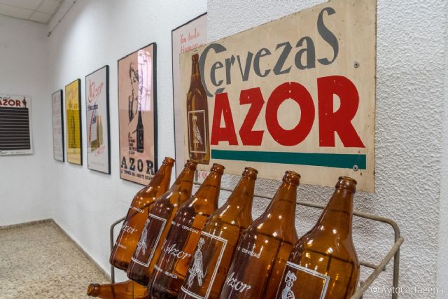 La cerveza El Azor vuelve a Cartagena con una exposición que repasa su historia - 1, Foto 1