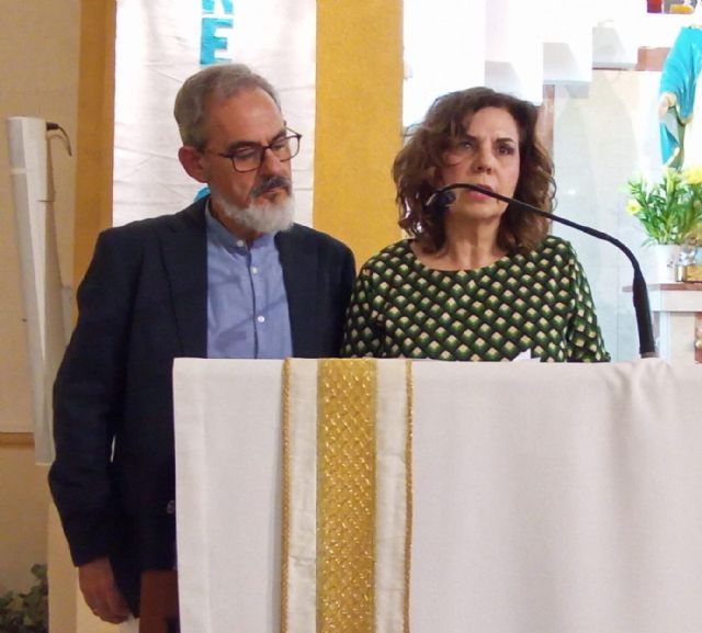 El padre `Kini´ abarrota la iglesia de San Diego en la presentación de su último libro - 5, Foto 5