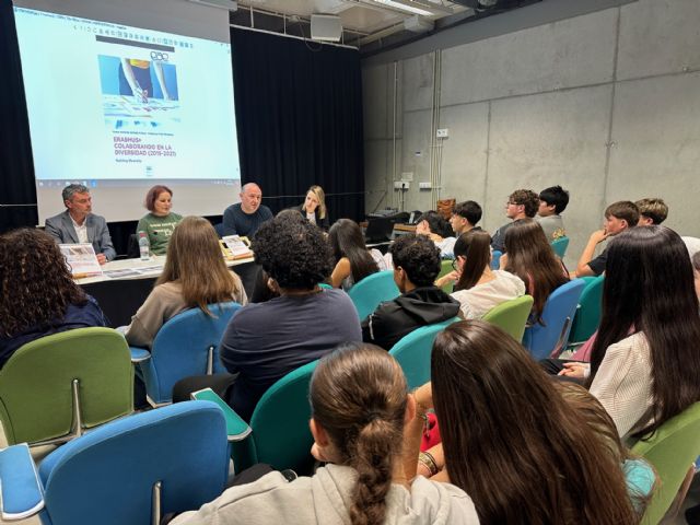 Presentación libro ERASMUS - 3, Foto 3