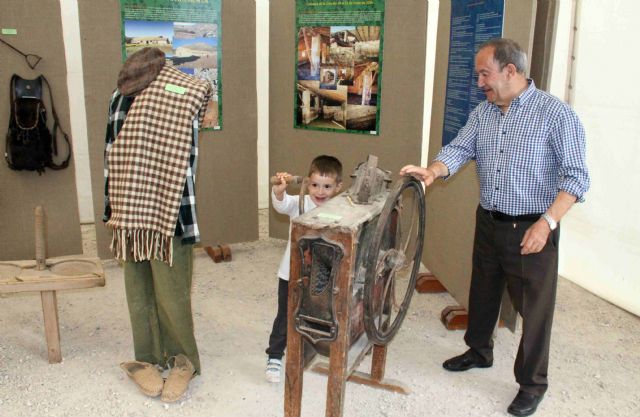 Exposiciones, charlas, talleres y degustaciones, en la Feria de Ovino Segureño y Ganadería de Caravaca - 4, Foto 4