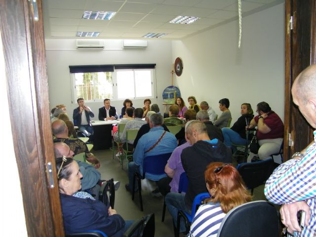 Reunin con familiares y usuarios en el Centro Municipal de Atencin Psicosocial, Foto 4