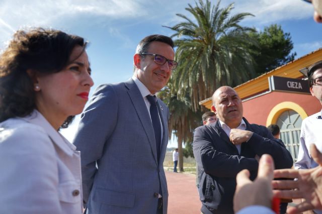 Diego Conesa: Con el segundo híbrido con parada en Cieza cumplimos nuestro compromiso de vertebrar los territorios de la Vega Alta y el Noroeste - 2, Foto 2