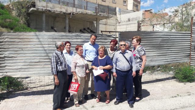 Fulgencio Gil inicia los trámites para el arreglo integral de la calle Portijico, que contará con una nueva zona verde dotada con jardín vertical - 2, Foto 2