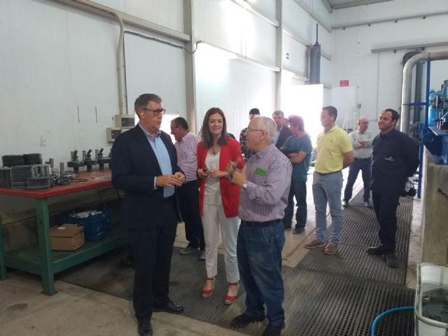 El presidente de la CHS acude al acto de entrega de la concesión de 1,5 hm³ de la desaladora de Águilas a los regantes de la localidad - 2, Foto 2