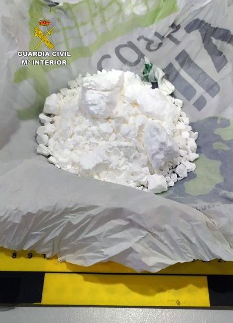 La Guardia Civil detiene in fraganti a dos individuos con más de 100 gramos de cocaína - 2, Foto 2