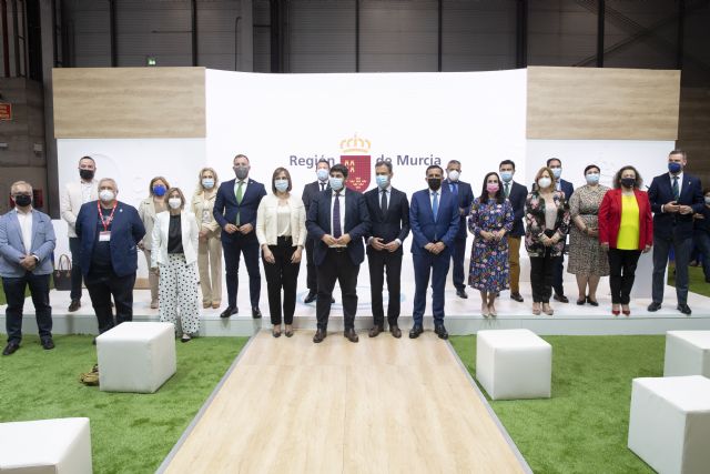 López Miras: Este año la Región de Murcia será sinónimo de disfrutar un verano perfecto con confianza, seguridad y calidad - 1, Foto 1