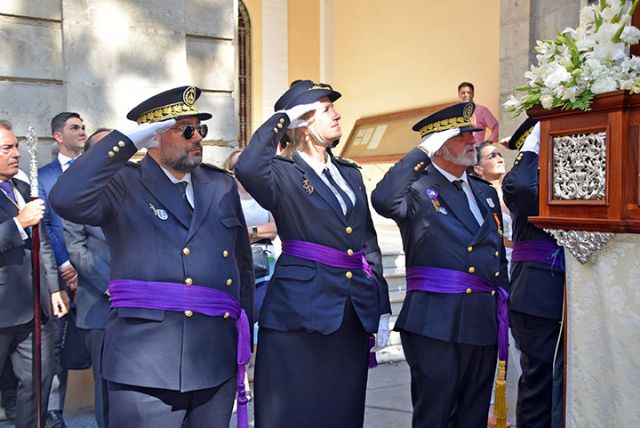 No faltaron las mantillas, en el cortejo de San José Obrero que le imprimieron ese aire popular, auténtico, de barrio, que tanto se añora en nuestra religiosidad popular - 1, Foto 1