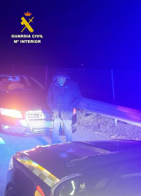 La Guardia Civil intercepta y detiene un conductor por circular 20 kilómetros en sentido contrario - 4, Foto 4