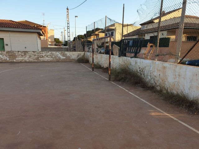 MC denuncia el abandono de Los Urrutias ante la llegada del verano - 2, Foto 2