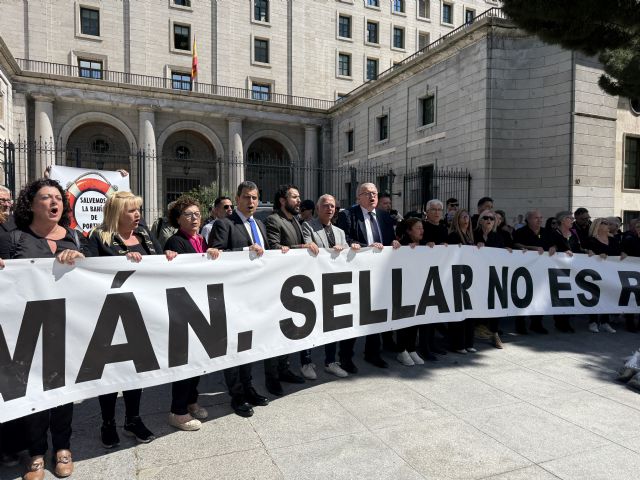 A Madrid por Portmán: La Unión exige frente al Ministerio la regeneración de la bahía y se planta rotundamente en contra del sellado - 4, Foto 4