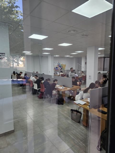 El PSOE lorquino denuncia que Fulgencio Gil sigue “tirando dinero público” mientras Lorca continúa sin espacios de estudio - 2, Foto 2