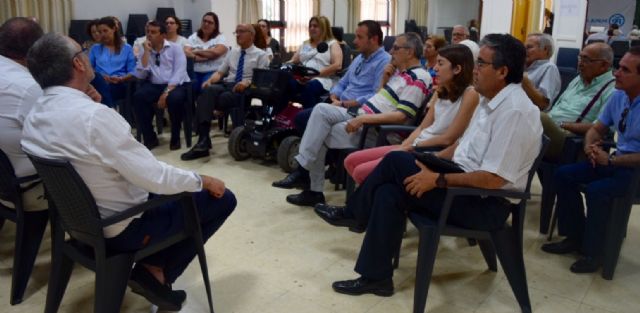 Bernabé se reune con organizaciones sociales que trabajan para personas con discapacidad en Cartagena - 2, Foto 2
