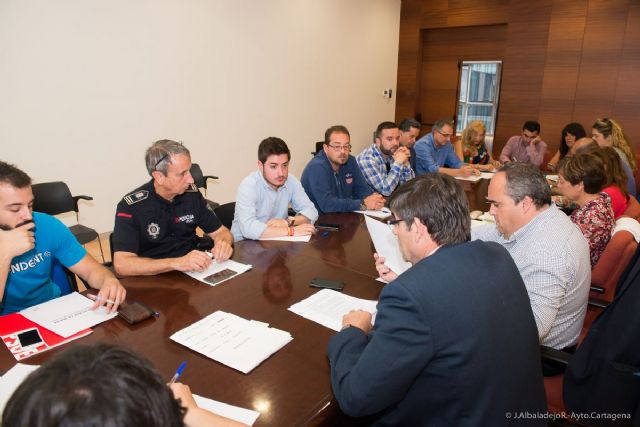 El martes se reúne la comisión de trabajo de actuaciones urgentes de la Mesa del Pacto por la Noche - 1, Foto 1