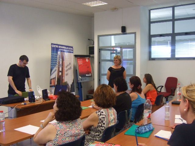 Begins "Training course for the Care of Dependents" in the CLD, Foto 3
