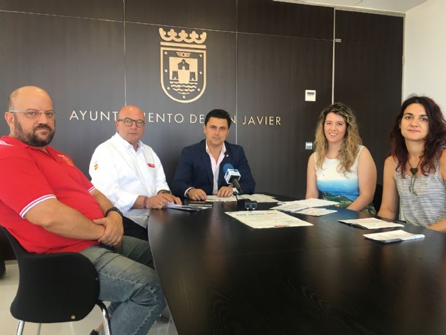 El deporte, el rescate en playas como novedad, y el poder de los cuentos centran los cuatro cursos de verano de la Universidad del Mar en San Javier - 1, Foto 1