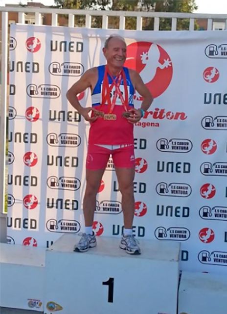 El atleta torreño Ángel Salinas, de nuevo tricampeón en el regional de veteranos - 2, Foto 2