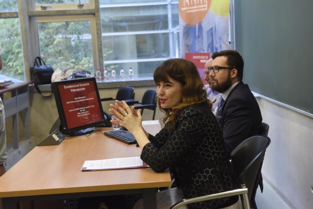 Los profesores de la Universidad de Murcia pueden grabar sus clases para que los estudiantes las utilicen como videoapuntes - 1, Foto 1