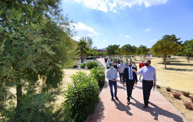 El parque de La Paz, una zona verde de más de 17.300 m2 que abre a las familias de El Palmar con más de 300 árboles - 2, Foto 2