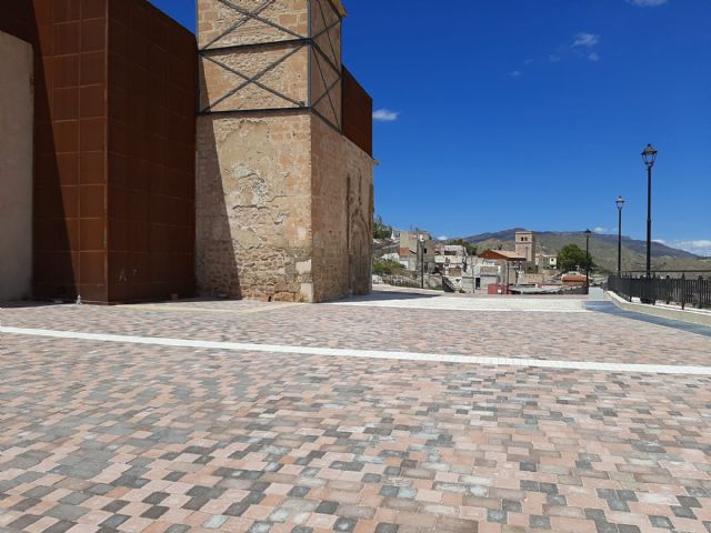 El Ayuntamiento de Lorca recepciona las obras de la Plaza Coronela de la Iglesia de San Pedro - 3, Foto 3