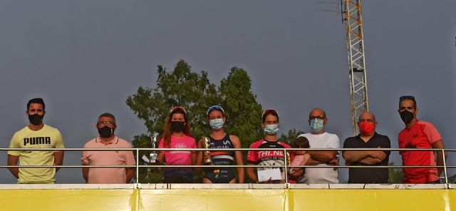 Victoria para Laura Durán y Bienvenido Ballester en el Triatlón de Cieza - 1, Foto 1