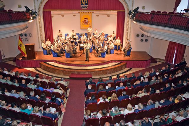 Sevilla. En la sede de Capitanía General de Sevilla, ofreció un concierto por el X Aniversario de la proclamación de Felipe VI como Rey - 2, Foto 2