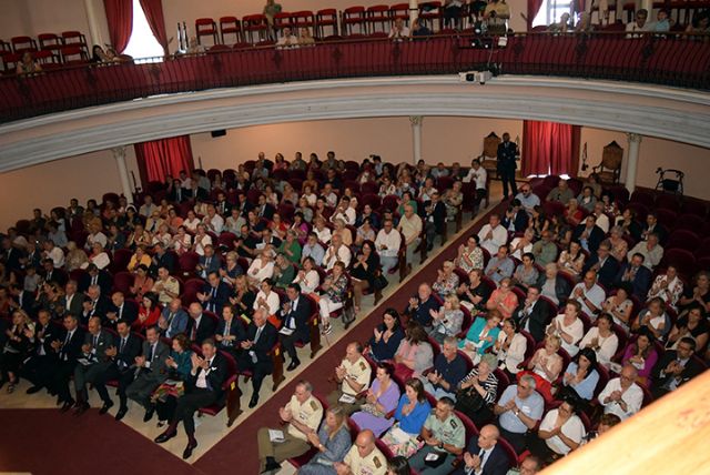 Sevilla. En la sede de Capitanía General de Sevilla, ofreció un concierto por el X Aniversario de la proclamación de Felipe VI como Rey - 3, Foto 3