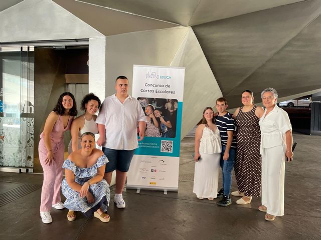 El IES Emilio Pérez Piñero obtiene el reconocimiento especial CaixaBank a la Inclusión Social del I Concurso Nacional de Cortometraje Escolar Platino Educa - 3, Foto 3