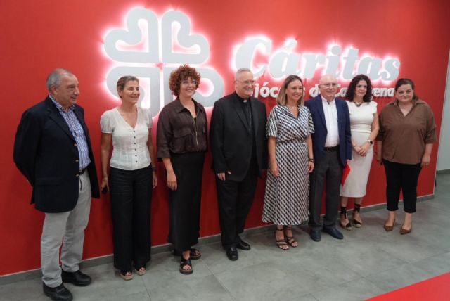 La Comunidad facilita la apertura del espacio formativo para jóvenes vulnerables de Cáritas - 3, Foto 3