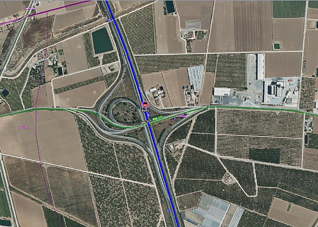 Fallece el conductor de un camión en accidente de tráfico en la A-30 a su paso por Pozo Estrecho - 1, Foto 1