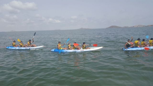 Los niños de la barriada de la Virgen de la Caridad disfrutan del verano a remojo - 1, Foto 1