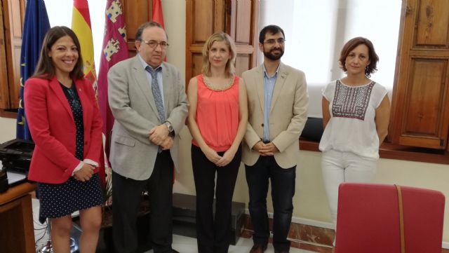 La UMU estrecha la colaboración con Molina de Segura con la firma de un convenio de voluntariado universitario - 1, Foto 1