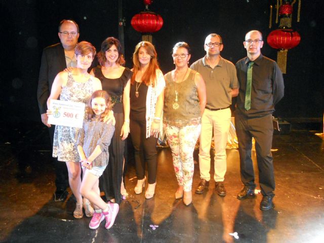 Los premiados disfrutaron con los 2.000 euros en regalos de la campaña estival del Área Comercial Las Torres - 2, Foto 2