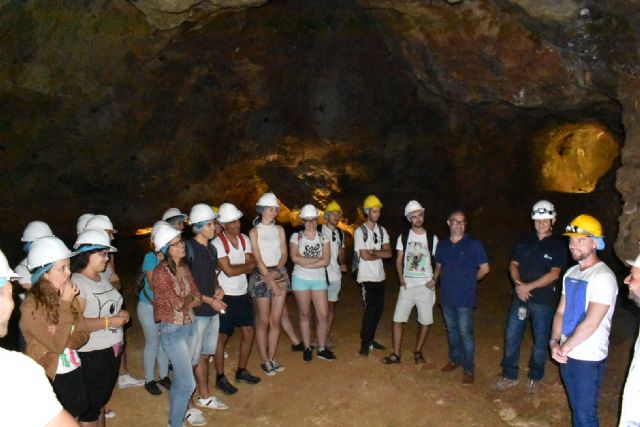 24 jóvenes participan en el campo de voluntariado Cartagena. Descubre su patrimonio arqueológico y cultural - 1, Foto 1