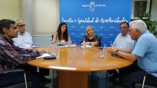 La Comunidad impulsará un protocolo de coordinación para mejorar la gestión del reparto de alimentos a familias necesitadas - 1, Foto 1