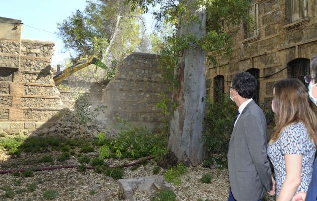 La Cárcel Vieja se abre a los murcianos 90 años después con el derribo de los muros - 1, Foto 1