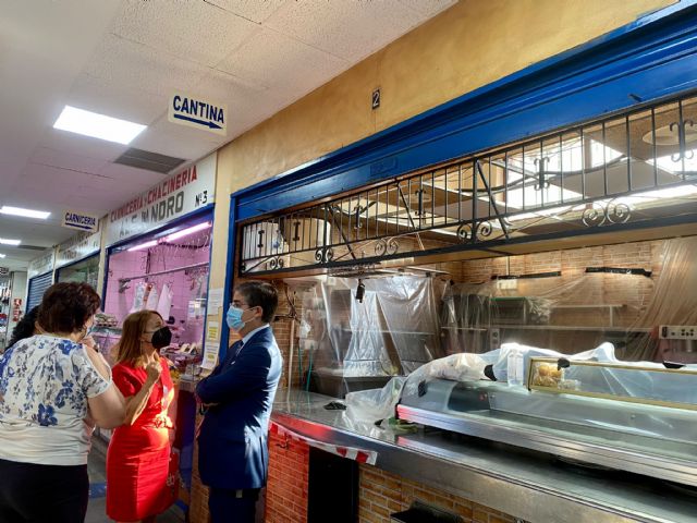 El PP exige a la coalición de izquierdas instalada en La Glorieta la reparación inmediata del techo del mercado de La Alberca - 3, Foto 3