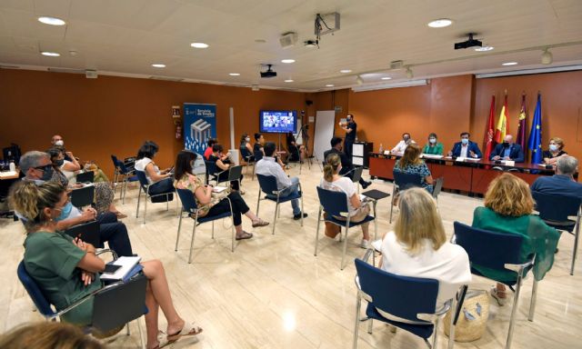 El Ayuntamiento constituye un nuevo grupo motor  encargado de la evaluación del Plan Municipal de Accesibilidad - 1, Foto 1