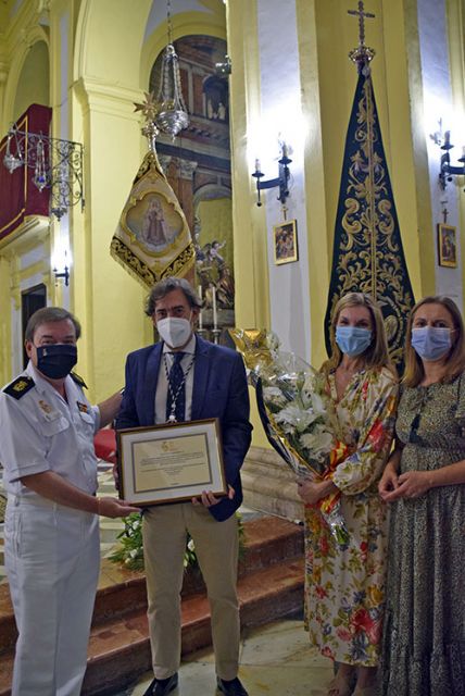 Ofrenda por parte de la Real Liga Naval Española a la titular letifica Nuestra Sra. del Carmen de la Hermandad de la Redención de Sevilla - 4, Foto 4