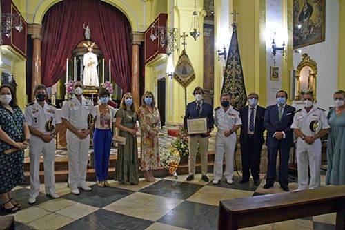 Ofrenda por parte de la Real Liga Naval Española a la titular letifica Nuestra Sra. del Carmen de la Hermandad de la Redención de Sevilla - 5, Foto 5