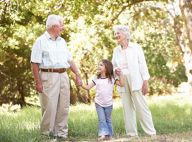 La Concejalía de Personas Mayores del Ayuntamiento de Cieza conmemora el Día Internacional de las Abuelas y Abuelos - 1, Foto 1
