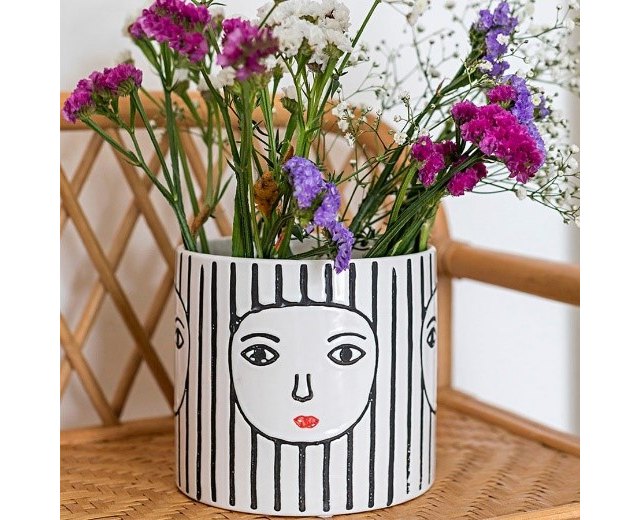 Las macetas de las mil caras llegan a Gato Preto - 1, Foto 1