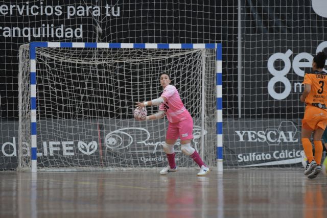 La portera cordobesa Cristina continuará defendiendo la meta del STV - 2, Foto 2