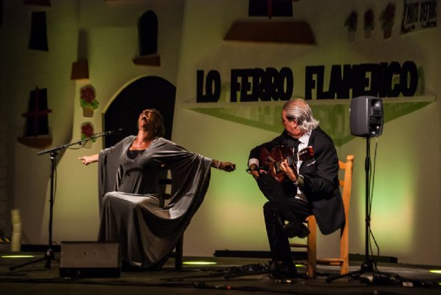 Lo Ferro vibra con el cante desbocado de Esperanza Fernández - 4, Foto 4
